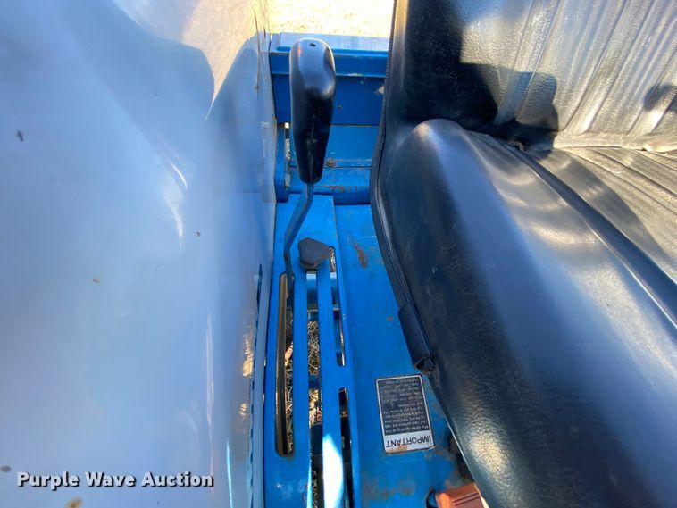 image for item EL9625 1992 Ford 1920  tractor