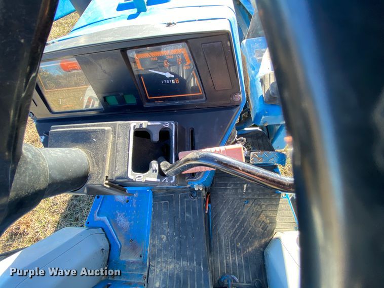 image for item EL9625 1992 Ford 1920  tractor