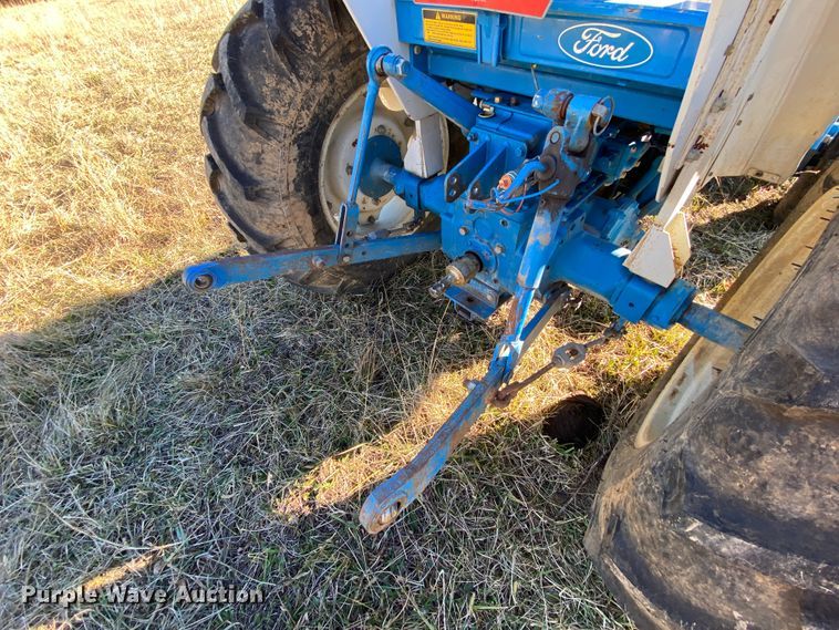 image for item EL9625 1992 Ford 1920  tractor