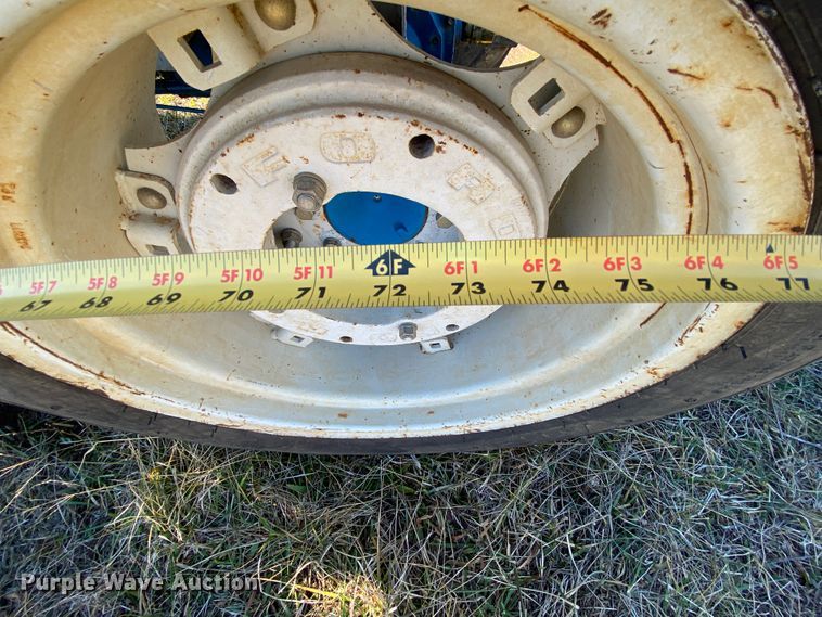 image for item EL9625 1992 Ford 1920  tractor