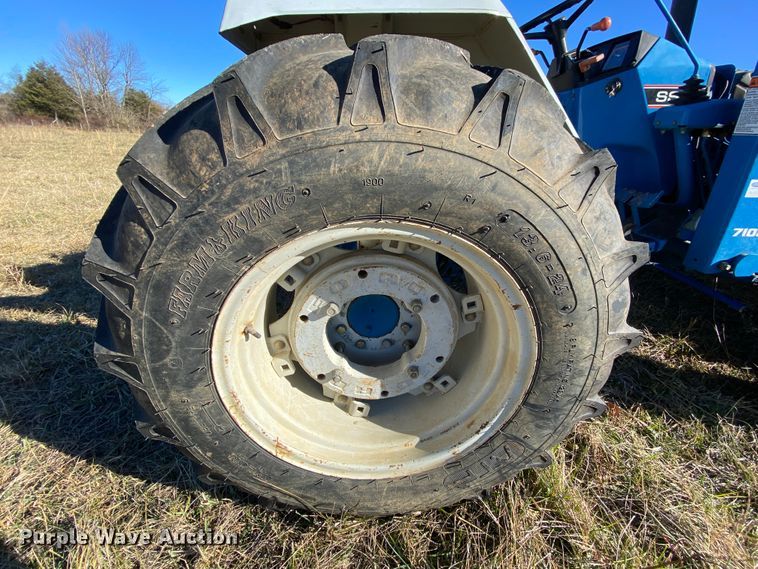 image for item EL9625 1992 Ford 1920  tractor