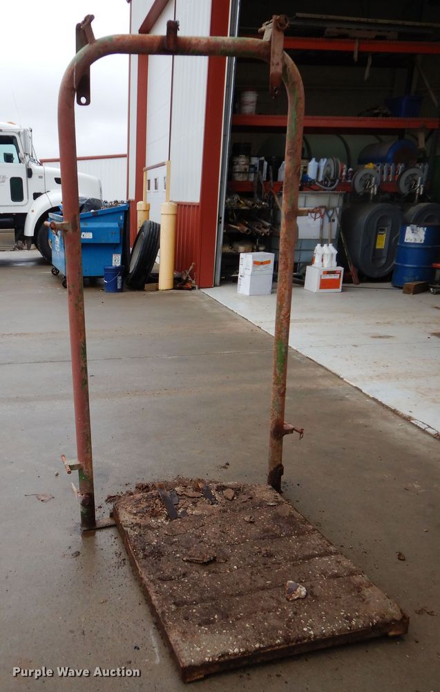 image for item GK9651 Round pen and alley