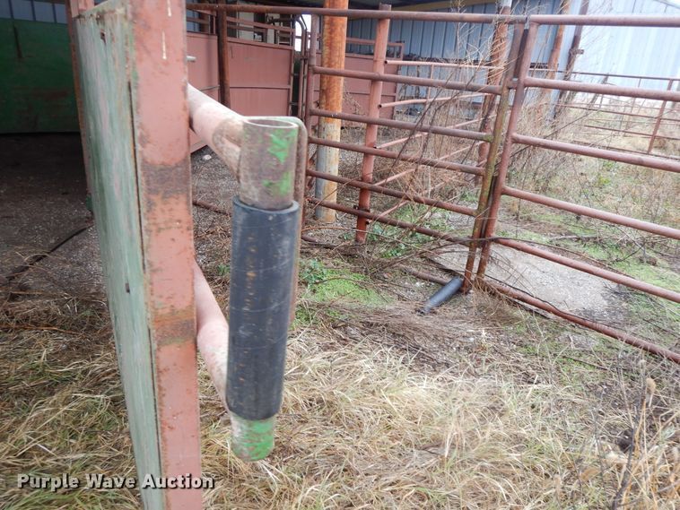 image for item GK9651 Round pen and alley