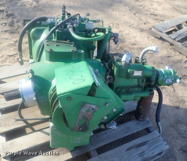 image for item HC9776 John Deere 9600 engine gearcase assembly