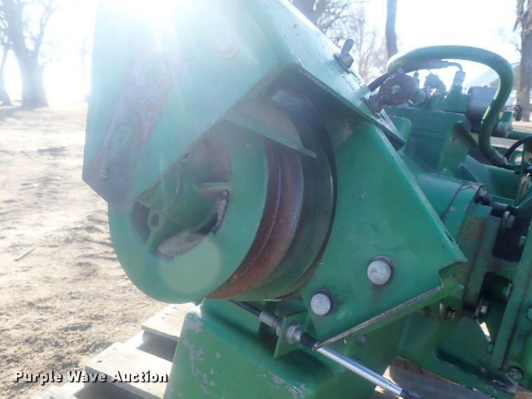 image for item HC9776 John Deere 9600 engine gearcase assembly