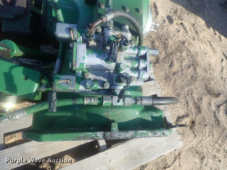 image for item HC9776 John Deere 9600 engine gearcase assembly