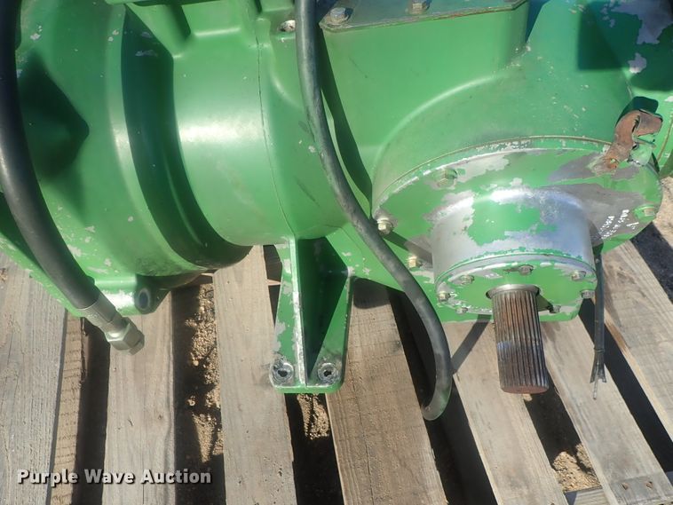 image for item HC9776 John Deere 9600 engine gearcase assembly