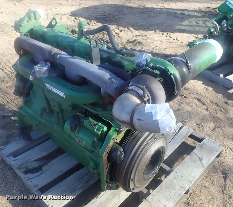 image for item HC9777 John Deere six cylinder diesel engine