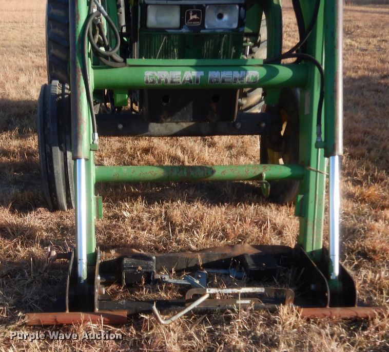 image for item HG9756 1996 John Deere 5500  tractor