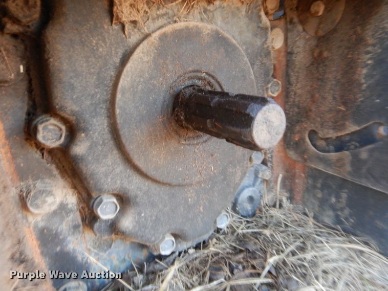 image for item HG9756 1996 John Deere 5500  tractor