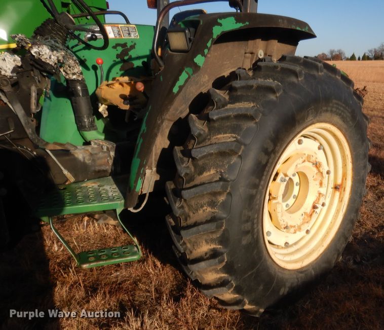 image for item HG9756 1996 John Deere 5500  tractor