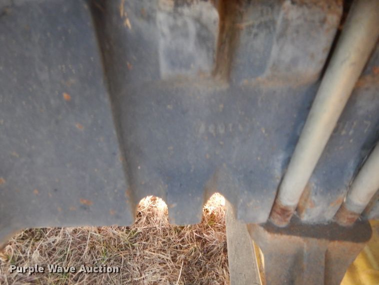 image for item HG9756 1996 John Deere 5500  tractor