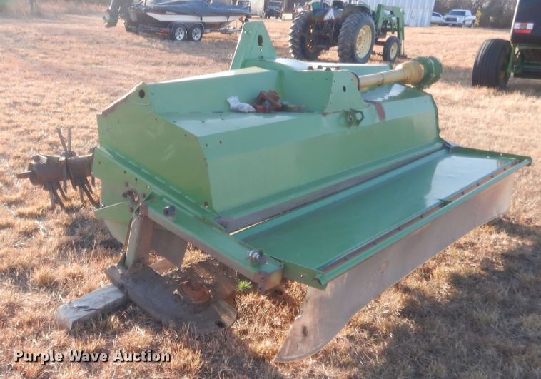 image for item HG9757 Krone Big M 400 windrower head