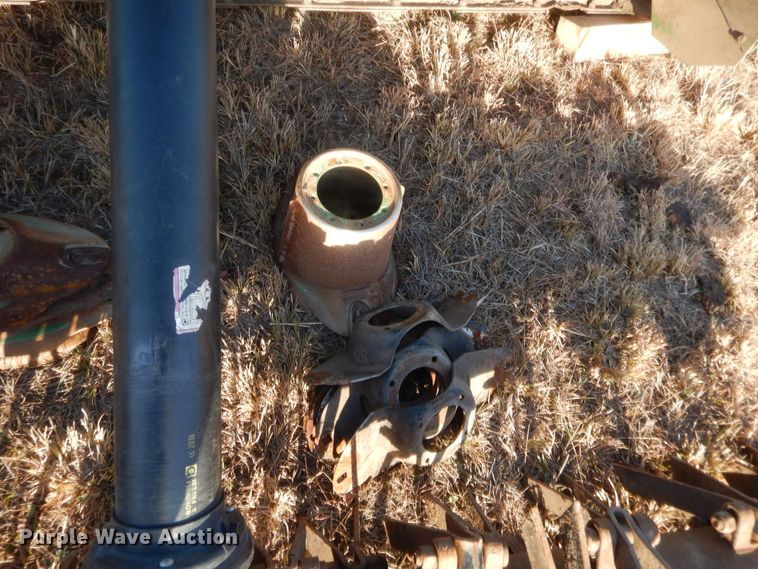 image for item HG9757 Krone Big M 400 windrower head