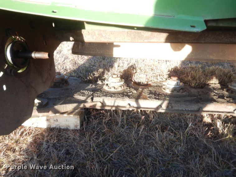 image for item HG9757 Krone Big M 400 windrower head