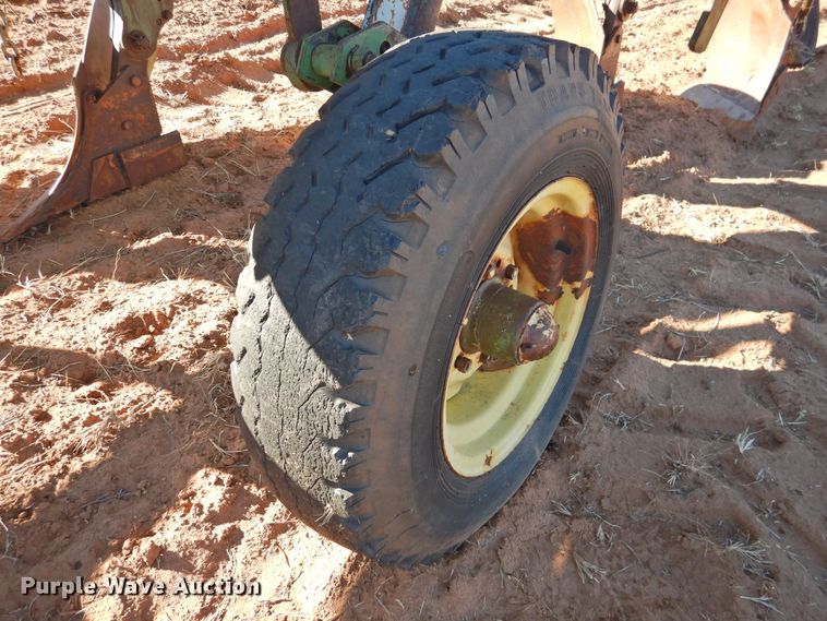 image for item HU9721 John Deere five bottom plow