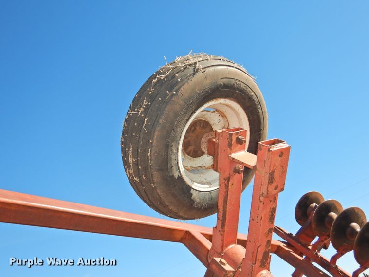 image for item HU9723 Sunflower 78G2-18 off-set disk