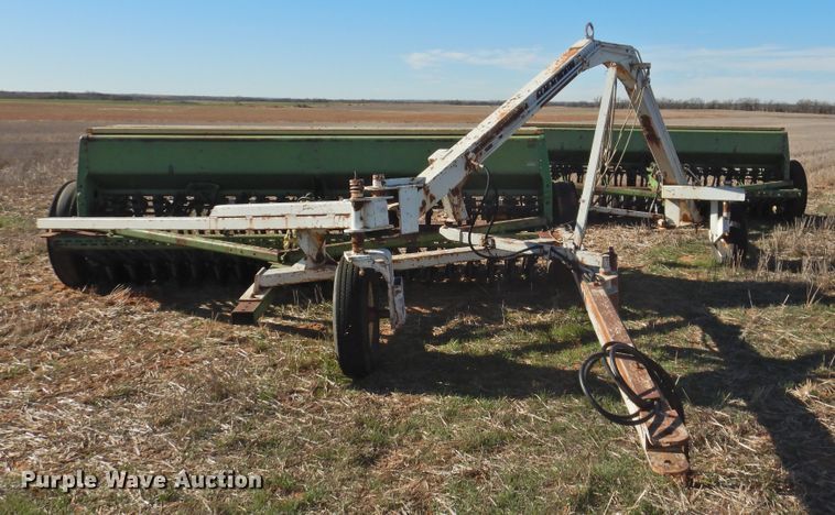 image for item HU9724 (2) John Deere 8300 grain drills