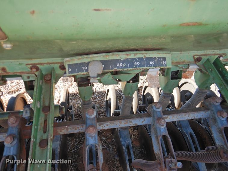 image for item HU9724 (2) John Deere 8300 grain drills