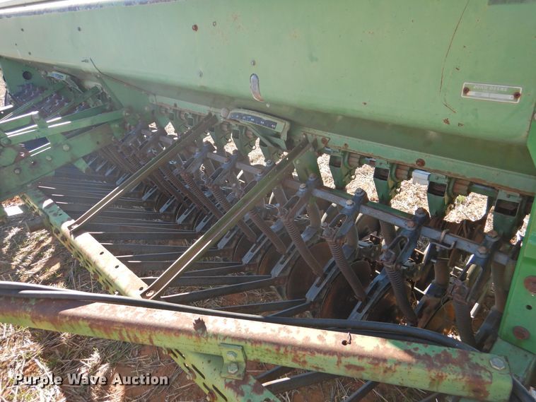 image for item HU9724 (2) John Deere 8300 grain drills
