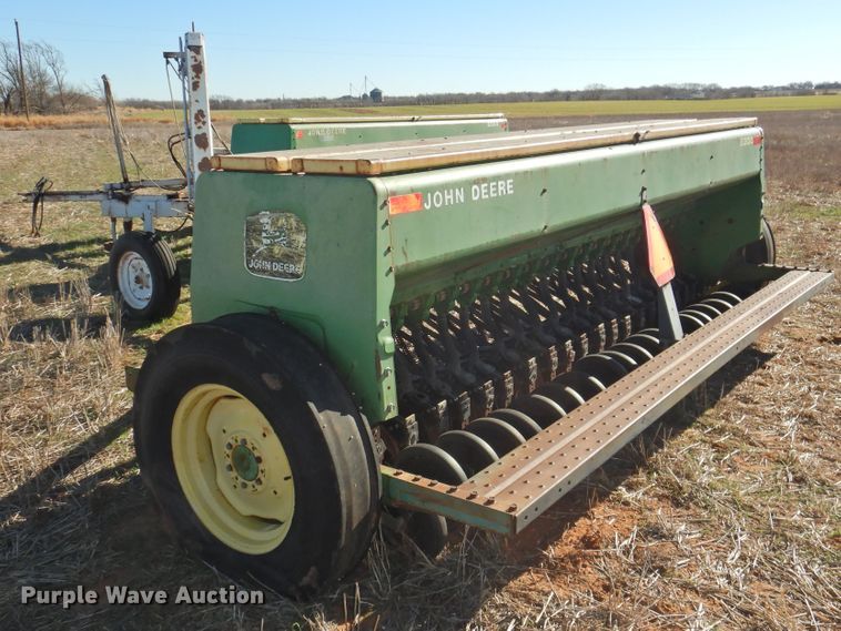image for item HU9724 (2) John Deere 8300 grain drills