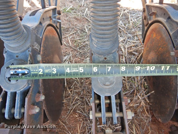 image for item HU9724 (2) John Deere 8300 grain drills