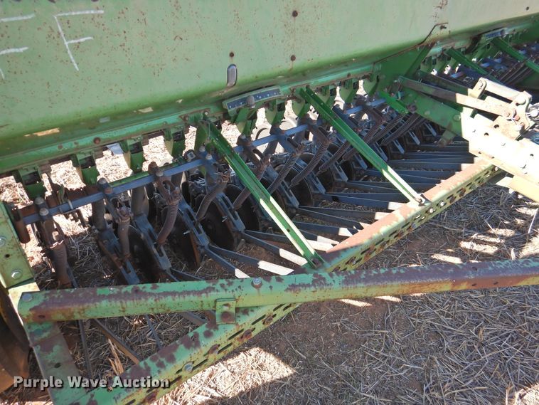 image for item HU9724 (2) John Deere 8300 grain drills