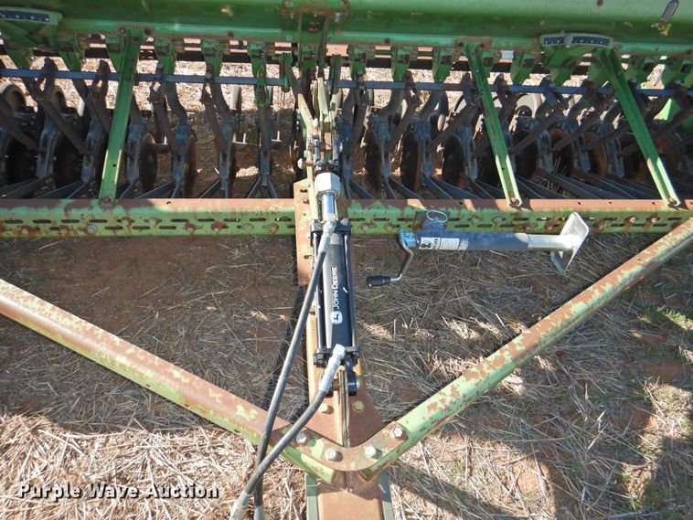 image for item HU9724 (2) John Deere 8300 grain drills