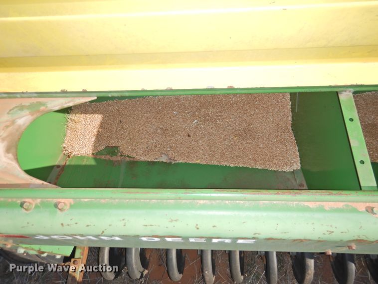 image for item HU9724 (2) John Deere 8300 grain drills