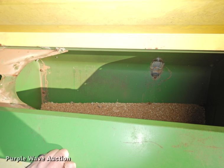 image for item HU9724 (2) John Deere 8300 grain drills