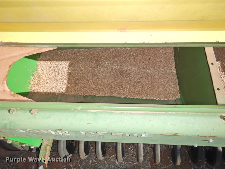 image for item HU9724 (2) John Deere 8300 grain drills