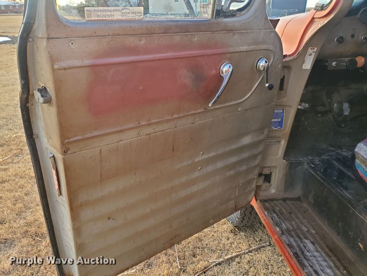 image for item HW9535 1959 Chevrolet Viking 60  grain truck