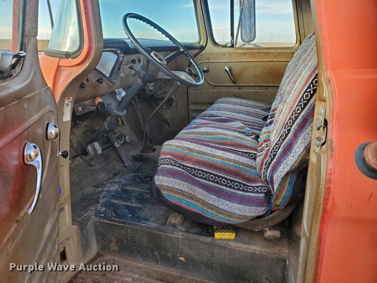 image for item HW9535 1959 Chevrolet Viking 60  grain truck