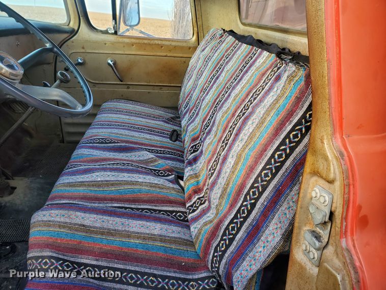 image for item HW9535 1959 Chevrolet Viking 60  grain truck