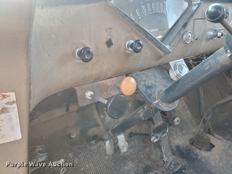 image for item HW9535 1959 Chevrolet Viking 60  grain truck