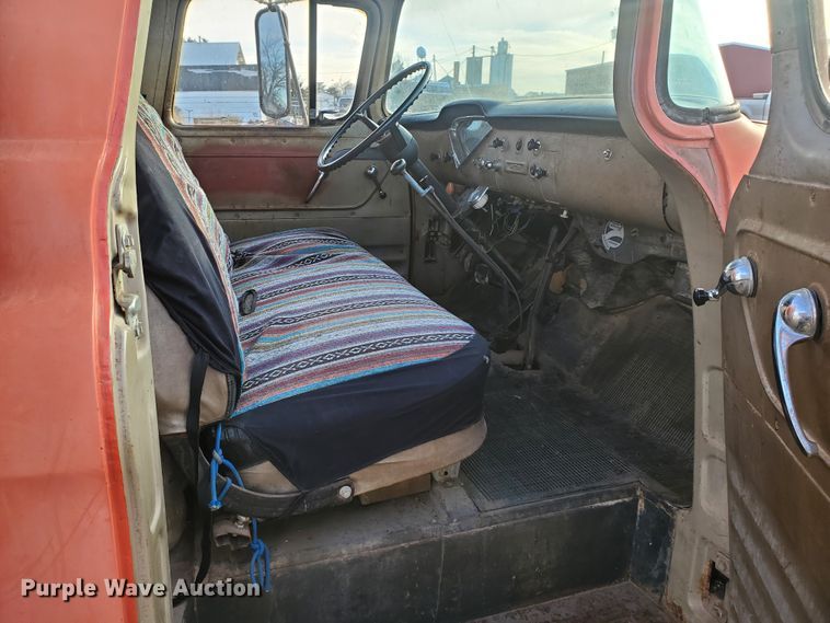 image for item HW9535 1959 Chevrolet Viking 60  grain truck