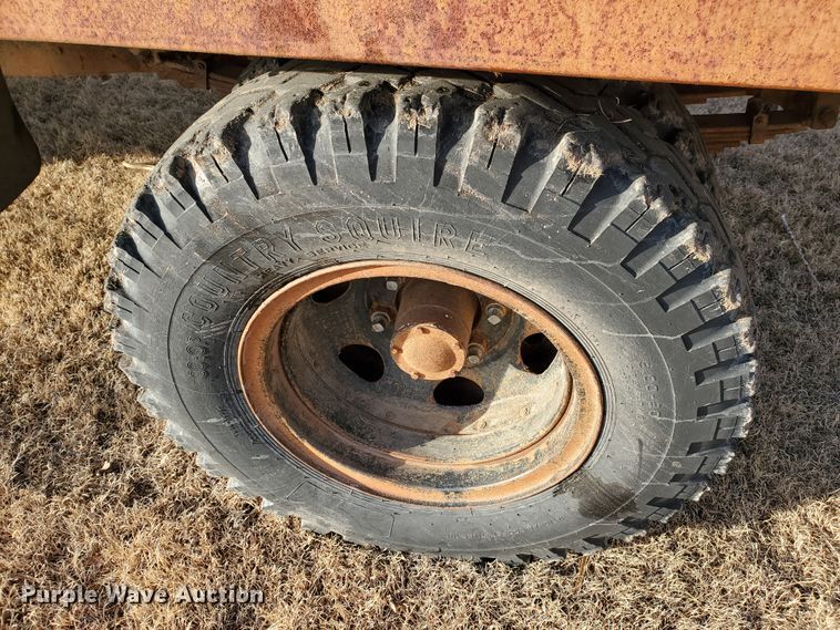 image for item HW9535 1959 Chevrolet Viking 60  grain truck