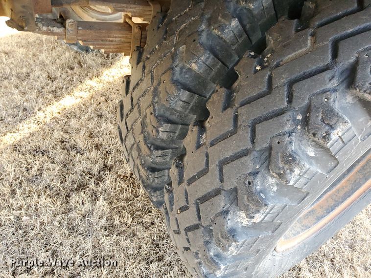 image for item HW9535 1959 Chevrolet Viking 60  grain truck