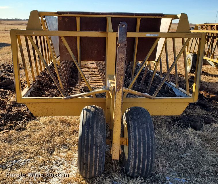 image for item HW9536 Elk Creek Welding PF24 hay bale feed wagon
