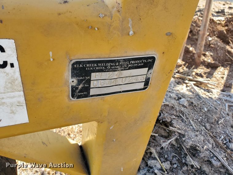 image for item HW9536 Elk Creek Welding PF24 hay bale feed wagon