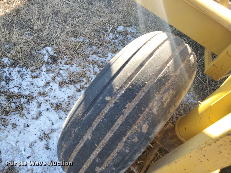 image for item HW9537 Elk Creek Welding PF24 hay bale feed wagon