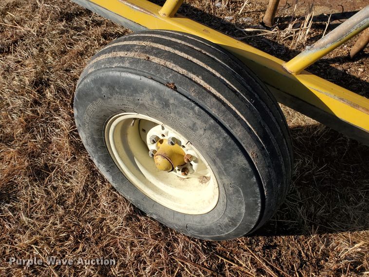 image for item HW9537 Elk Creek Welding PF24 hay bale feed wagon
