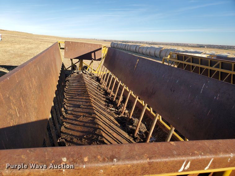 image for item HW9537 Elk Creek Welding PF24 hay bale feed wagon