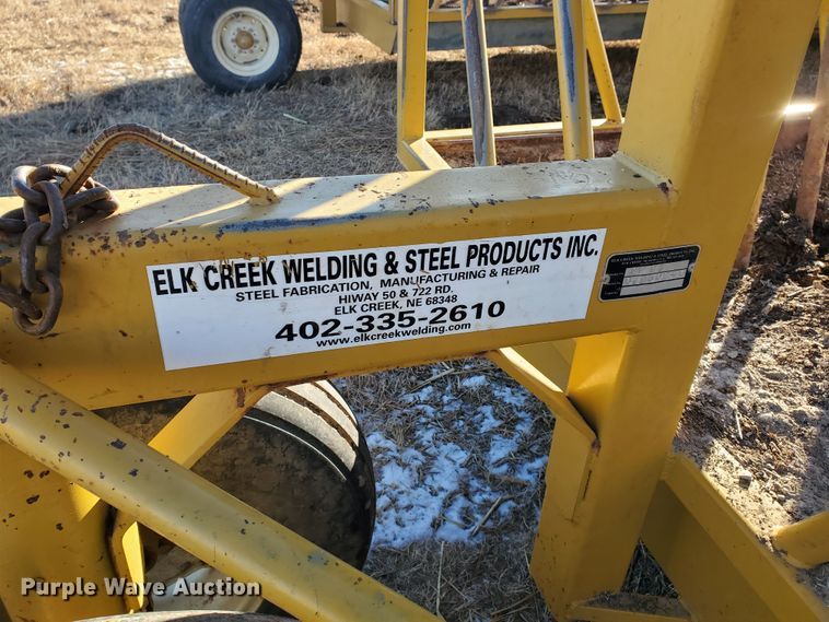 image for item HW9537 Elk Creek Welding PF24 hay bale feed wagon