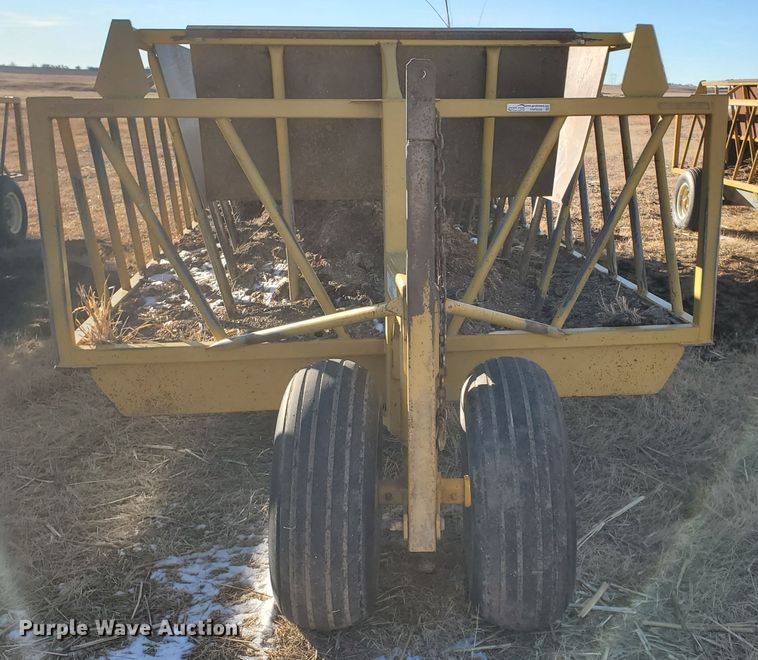 image for item HW9538 Elk Creek Welding PF24 hay bale feed wagon