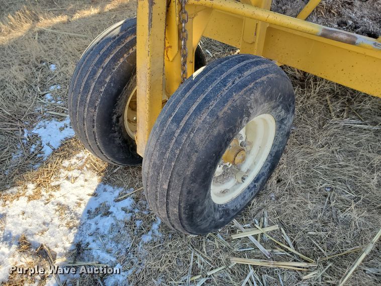 image for item HW9538 Elk Creek Welding PF24 hay bale feed wagon