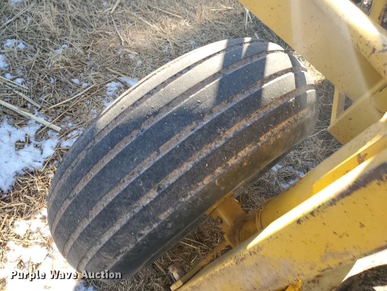 image for item HW9538 Elk Creek Welding PF24 hay bale feed wagon