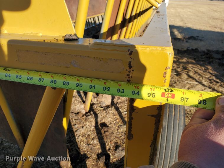 image for item HW9539 Elk Creek Welding PF24 hay bale feed wagon