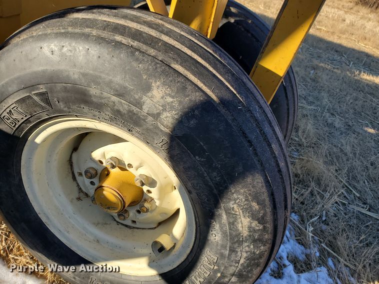 image for item HW9539 Elk Creek Welding PF24 hay bale feed wagon