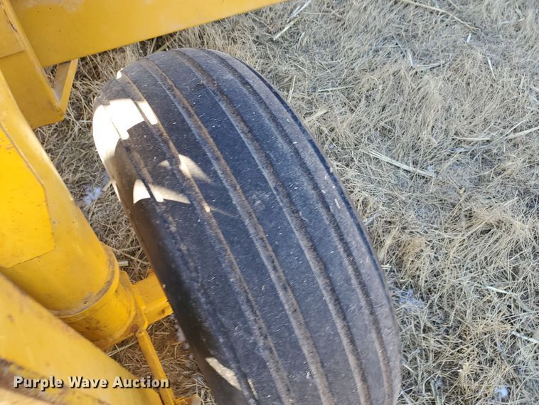 image for item HW9539 Elk Creek Welding PF24 hay bale feed wagon